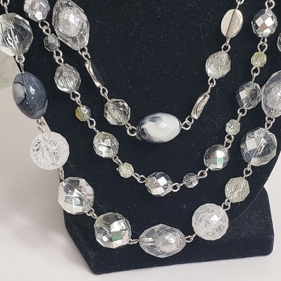 NY COLLECTION Multi-strand Beaded Floral Necklace - Picture 2 of 7